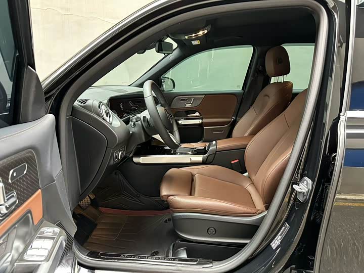 Фото 6 - Mercedes-Benz GLB-Class