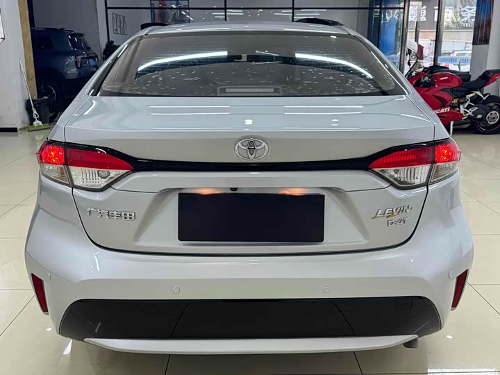 Фото 5 - Toyota Levin