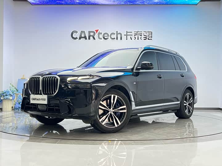 Фото 1 - BMW X7