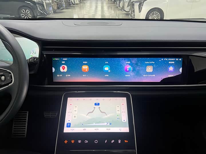 Фото 15 - BAIC Arcfox Alpha T