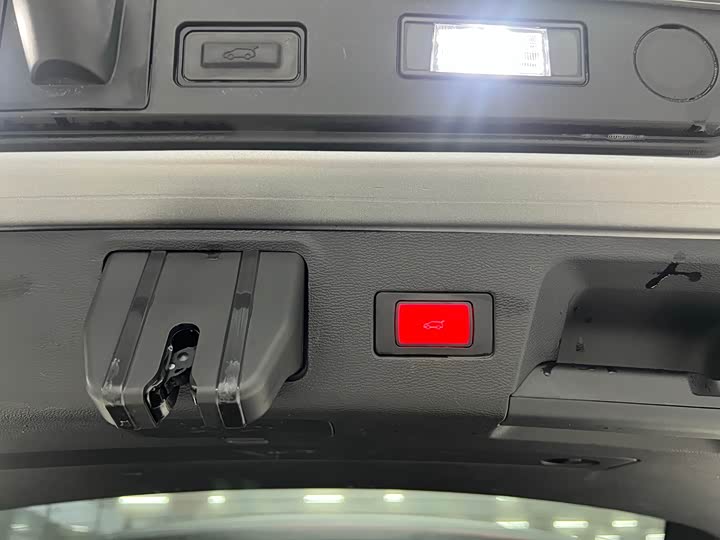 Фото 20 - BAIC Arcfox Alpha T