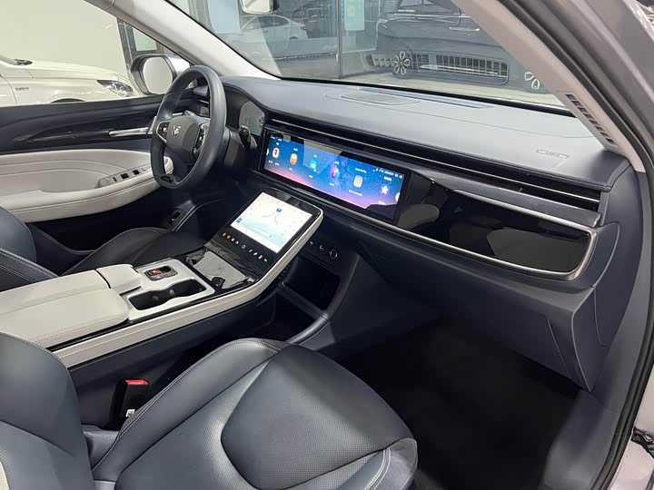 Фото 21 - BAIC Arcfox Alpha T