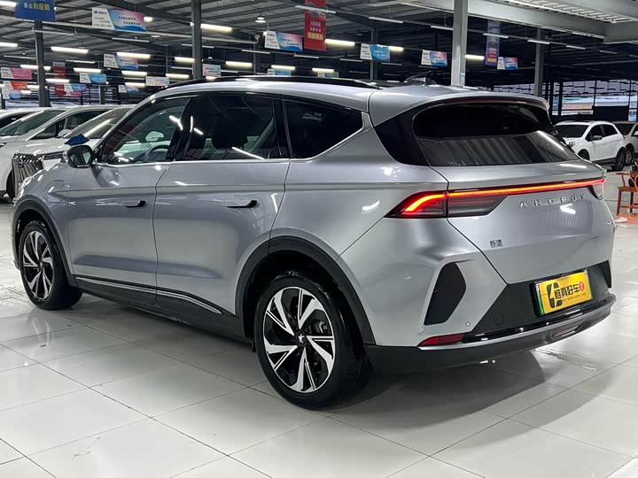 Фото 24 - BAIC Arcfox Alpha T