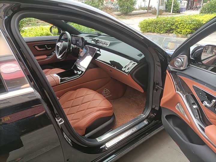 Фото 5 - Mercedes-Benz Maybach S-Class