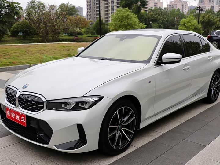 Фото 1 - BMW 3 Series