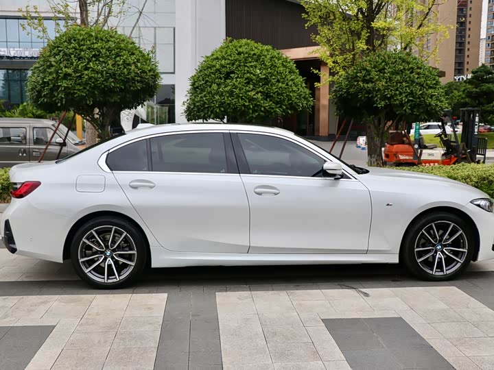 Фото 12 - BMW 3 Series