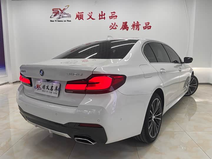 Фото 4 - BMW 5 Series