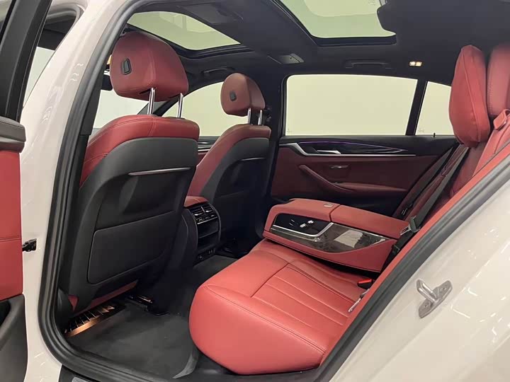 Фото 7 - BMW 5 Series