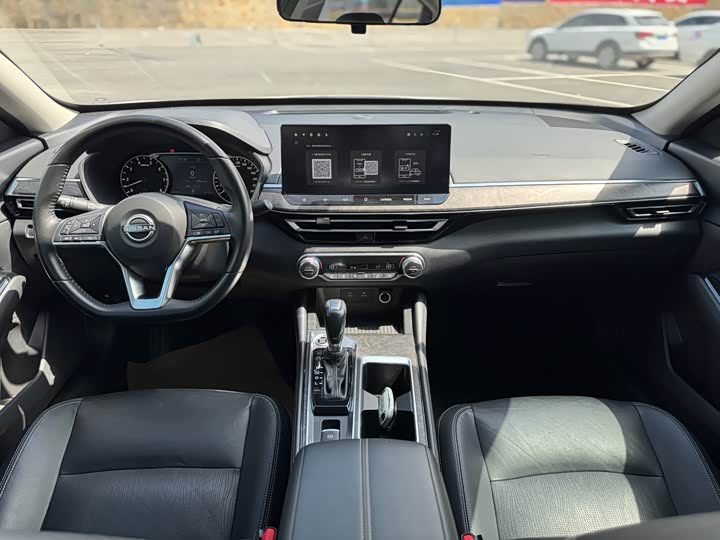 Фото 10 - Nissan Teana