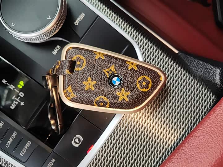 Фото 11 - BMW 3 Series