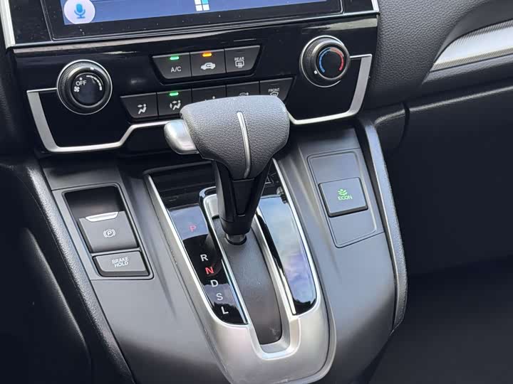 Фото 15 - Honda CR-V