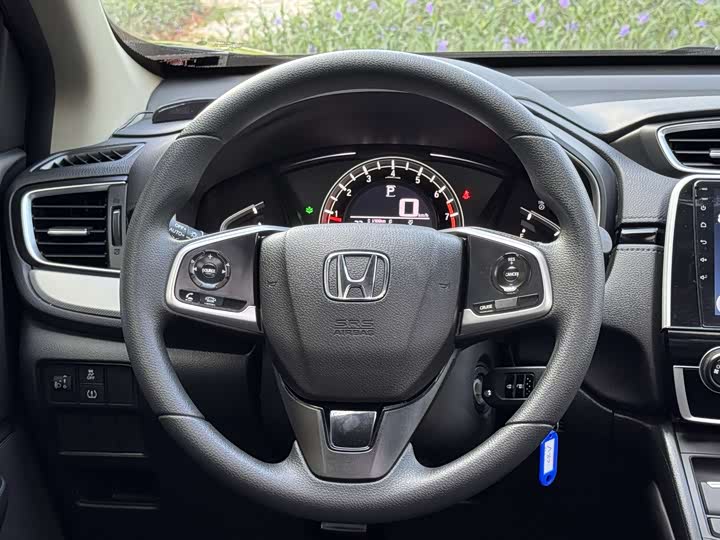 Фото 17 - Honda CR-V