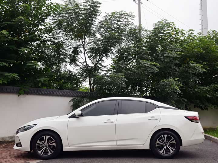 Фото 12 - Nissan Sylphy