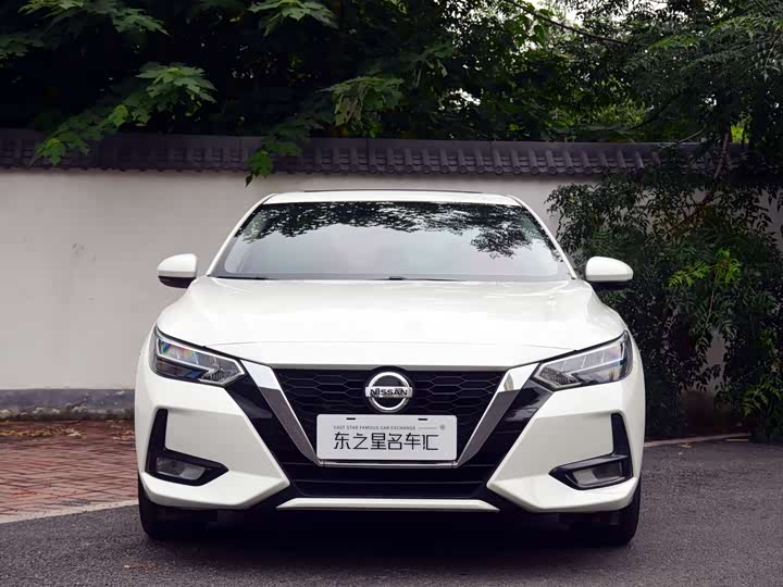 Фото 2 - Nissan Sylphy