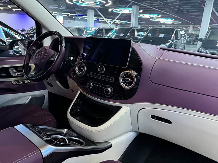 Фото 24 - Mercedes-Benz Vito