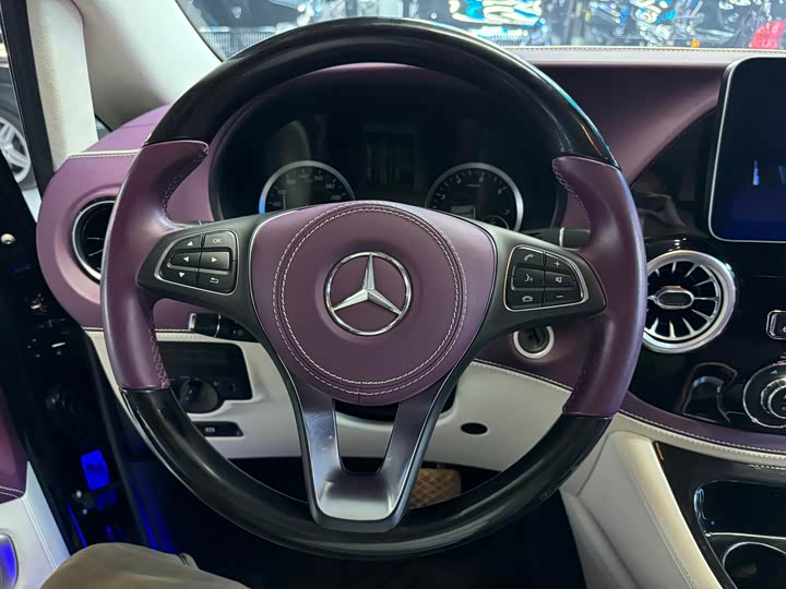 Фото 7 - Mercedes-Benz Vito