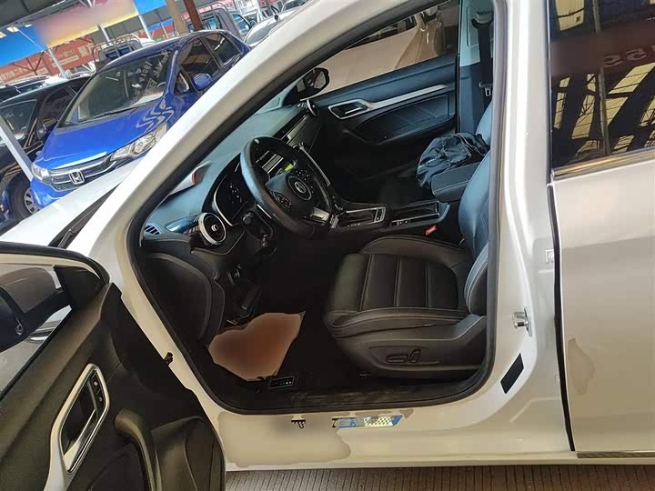 Фото 15 - MG Motor 6