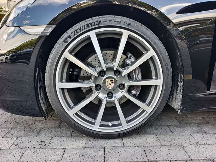 Фото 8 - Porsche 718