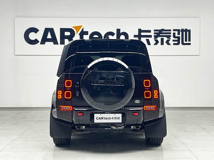 Фото 4 - Land Rover Defender