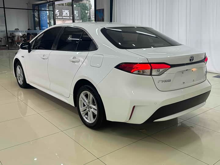 Фото 4 - Toyota Levin