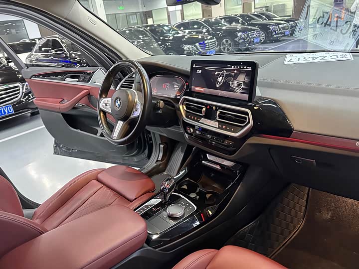 Фото 18 - BMW X3