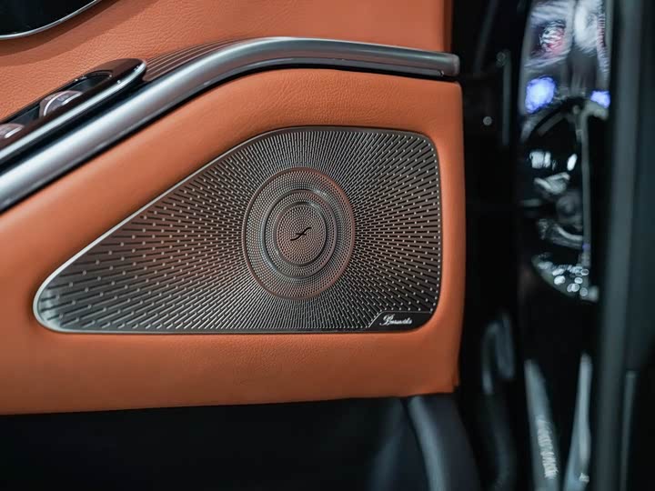 Фото 17 - Mercedes-Benz S-Class