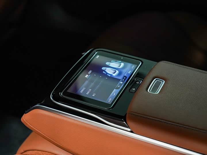 Фото 22 - Mercedes-Benz S-Class