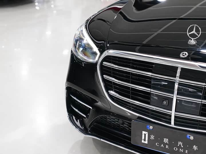 Фото 3 - Mercedes-Benz S-Class