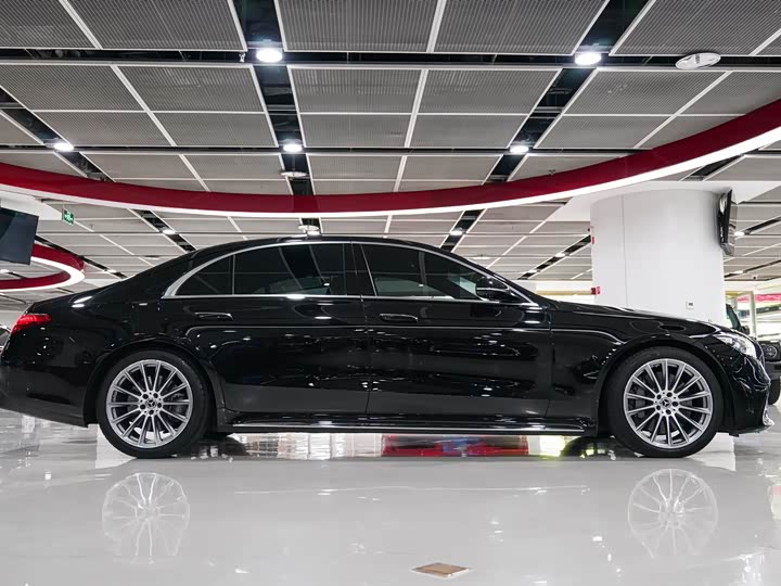 Фото 5 - Mercedes-Benz S-Class