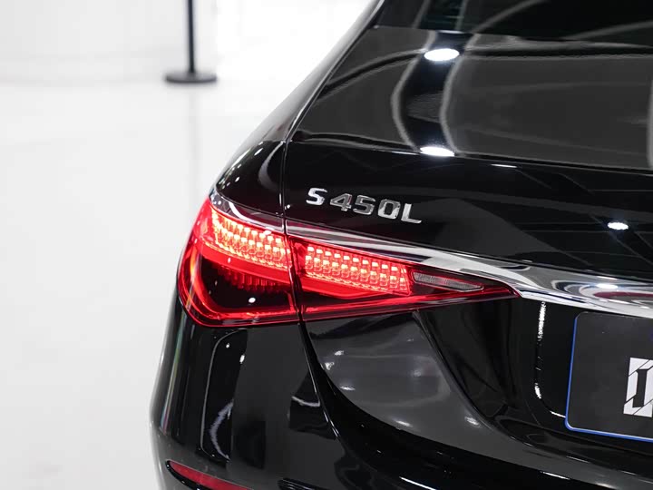 Фото 6 - Mercedes-Benz S-Class