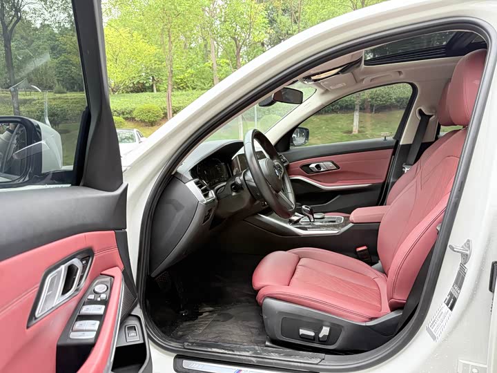 Фото 11 - BMW 3 Series