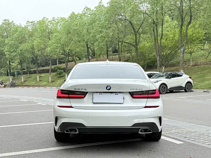 Фото 12 - BMW 3 Series