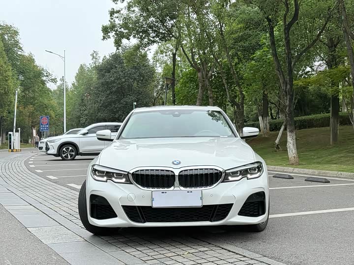 Фото 2 - BMW 3 Series