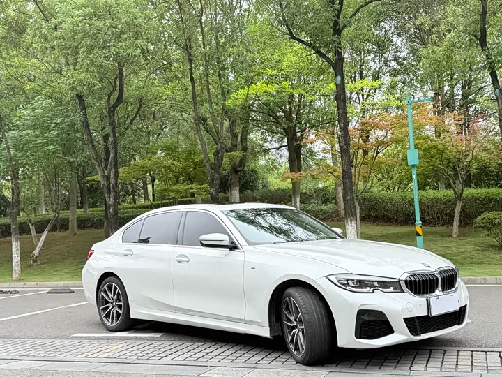 Фото 3 - BMW 3 Series