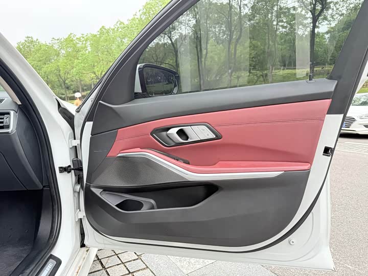 Фото 6 - BMW 3 Series