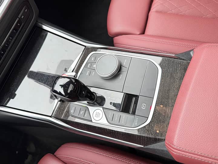 Фото 9 - BMW 3 Series