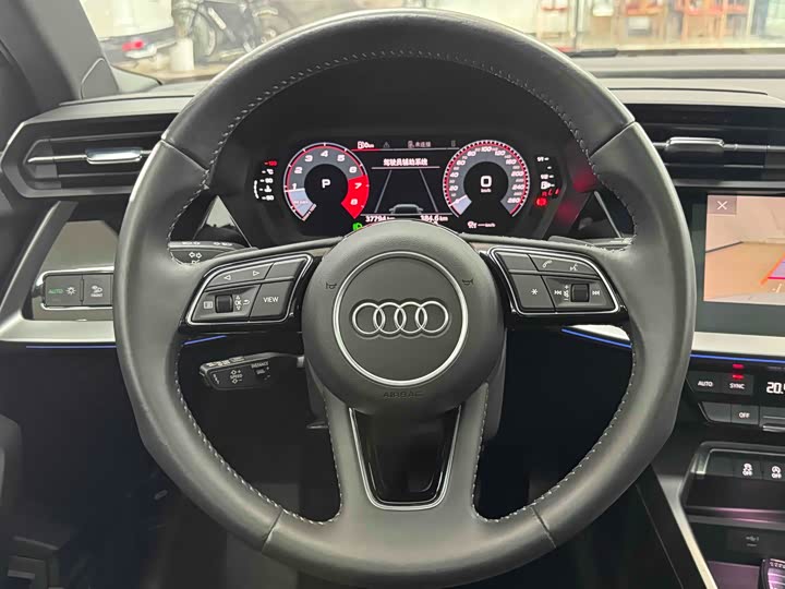 Фото 14 - Audi A3
