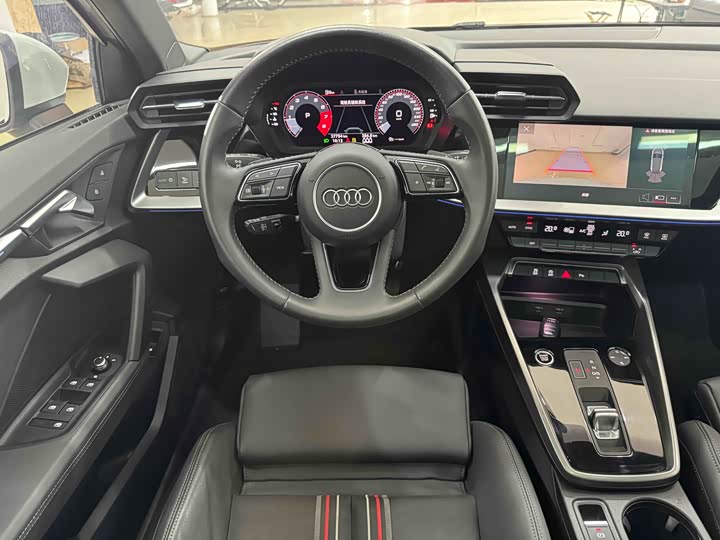 Фото 15 - Audi A3