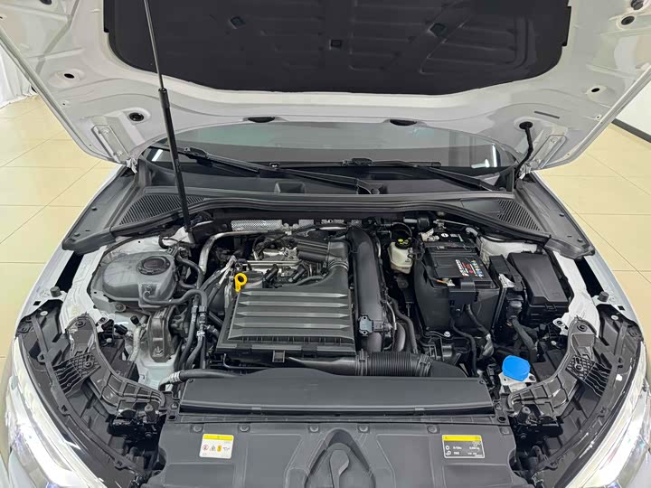 Фото 17 - Audi A3