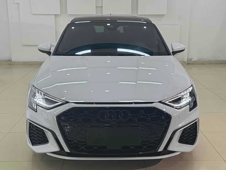 Фото 2 - Audi A3