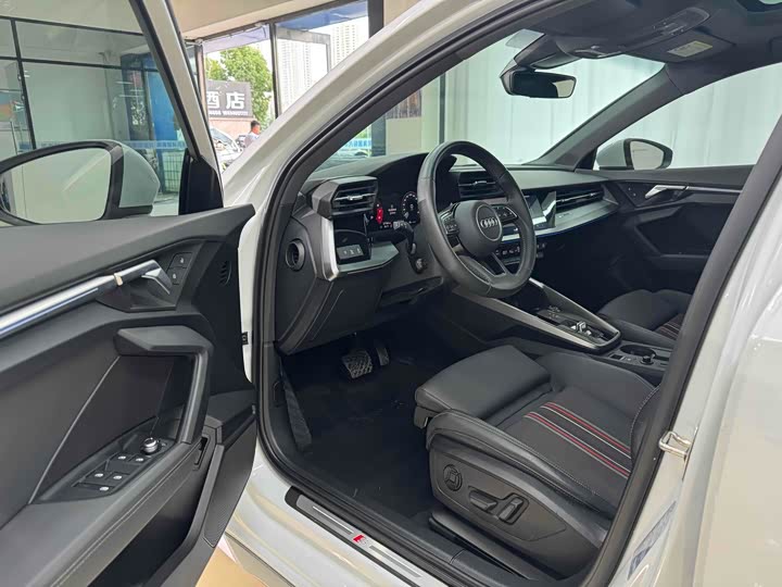 Фото 7 - Audi A3