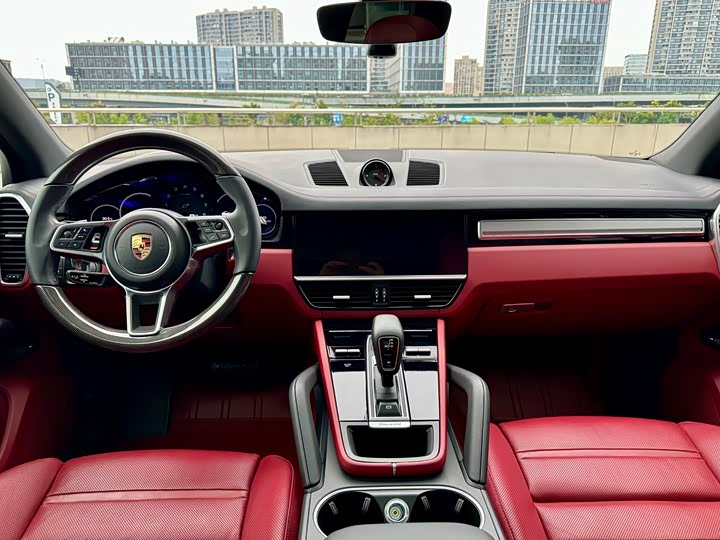 Фото 5 - Porsche Cayenne