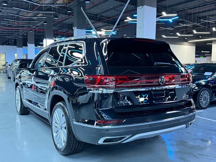 Фото 24 - Volkswagen Teramont Pro