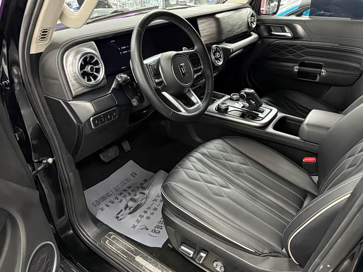 Фото 4 - Tank 300