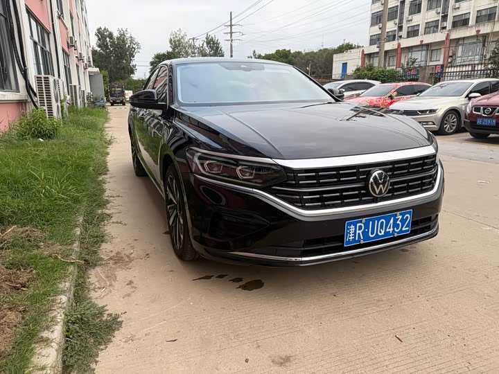 Фото 3 - Volkswagen Passat