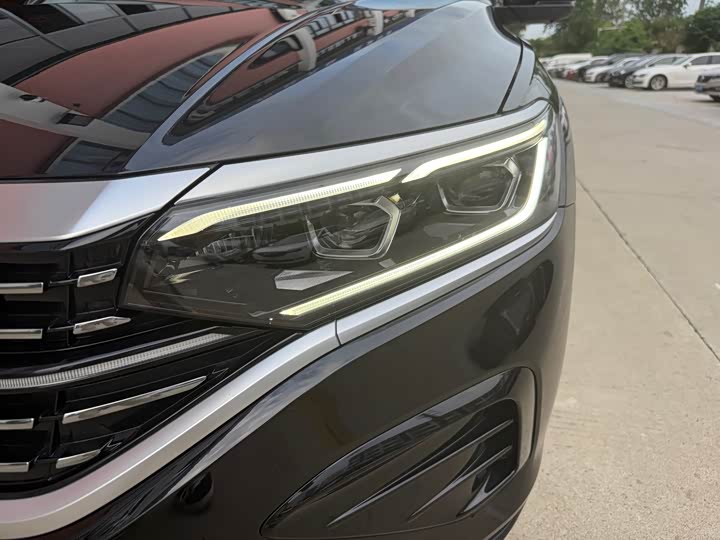 Фото 4 - Volkswagen Passat