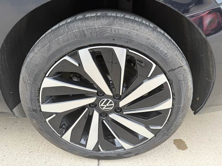 Фото 5 - Volkswagen Passat