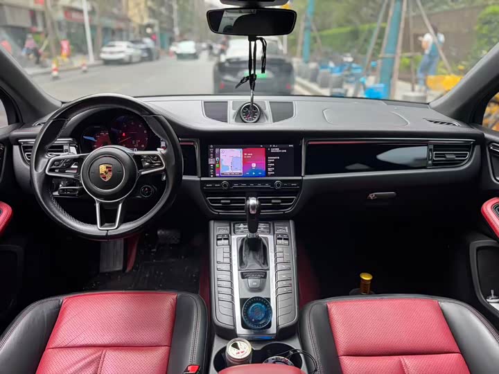 Фото 3 - Porsche Macan