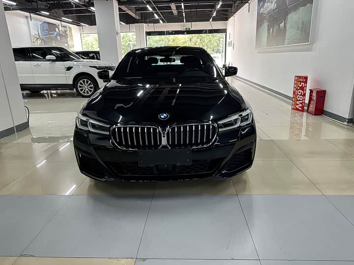 Фото 2 - BMW 5 Series