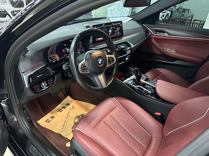 Фото 4 - BMW 5 Series